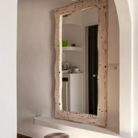 Caldera Butterfly Messaria (Santorini)